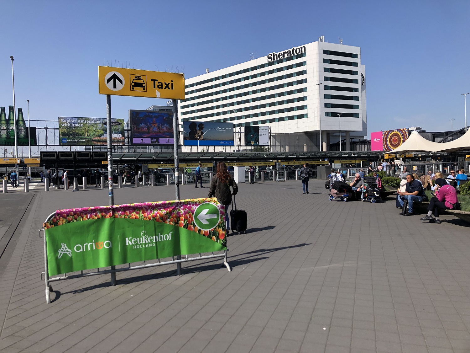 Jak dostać się z lotniska Schiphol do Keukenhof?